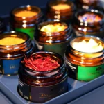 Aromaatsed vürtsid purkides D.E.Collectioni „Culinary Carnival“ komplektist — lähivaates.